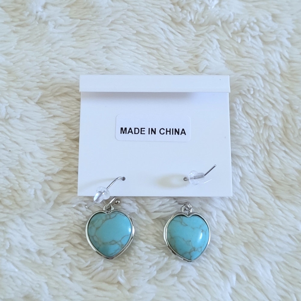 Iris & Lily Turquoise With Copper Veins Heart♥️ Drop⬇️ Earrings - Picture 9 of 15